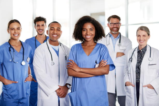 O Instituto IBDSocial transforma o cuidado em uma jornada fluida, unindo atendimento ágil e uma experiência verdadeiramente positiva.