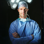 Técnicas na cirurgia de pálpebras inferiores e prevenção de retrações com Dr. Haeckel Cabral.